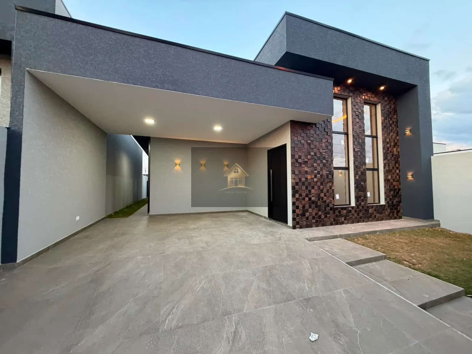 Casa médio padrão Le Park / Ponta Grossa - PR, 100% concluída, R$ 650.000,00!!!